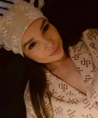 😘 Живу в Москве, где наша встреча будет полна страсти и наслаждения. 💋 У меня широкий спектр услуг, готовых удовлетворить твои самые сокровенные желания. 🌟 От классического секса до ролевых игр - мы сможем попробовать все, что пожелаешь. 💦 У меня есть множество положительных отзывов, которые подтверждают мою профессиональность. 🌹 Ты сможешь увидеть мои фото, чтобы убедиться в моей красоте и сексуальности. 📸 Не упусти возможность окунуться в мир наслаждения со мной! Пиши, и наши встречи будут незабываемыми. 🔥💫 Регина